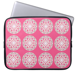 Mandala-Muster in Hellrosa, Weiß und Grau Laptopschutzhülle