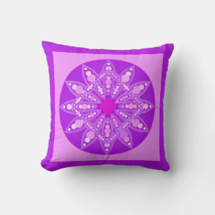 Mandala-Muster in Violett, Orchideen und Rosa Kissen