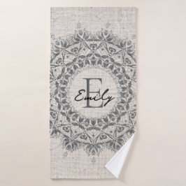 Mandala Name Monogram Monochrome Light Grau Badehandtuch