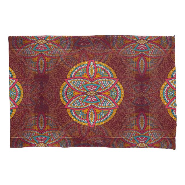 Mandalas mit gemischten Maroon-Wiederholmustern Kissenbezug (Vorderseite)