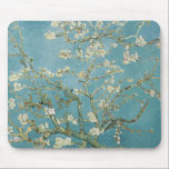 Mandelbaum in Blüte von Vincent Van Gogh Mousepad<br><div class="desc">Zweige eines Mandelbaumes in Blüte von Vincent Van Gogh Vintage Kunst auf modernen Produkten aus Zazilicious</div>