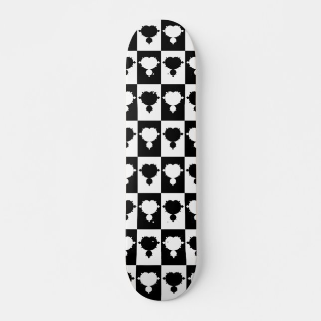 Mandelbrot Chess Board Skateboard (Vorne)