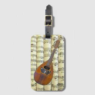 Mandolin 02 über Rolled Sheet Music ~ Gepäckanhänger