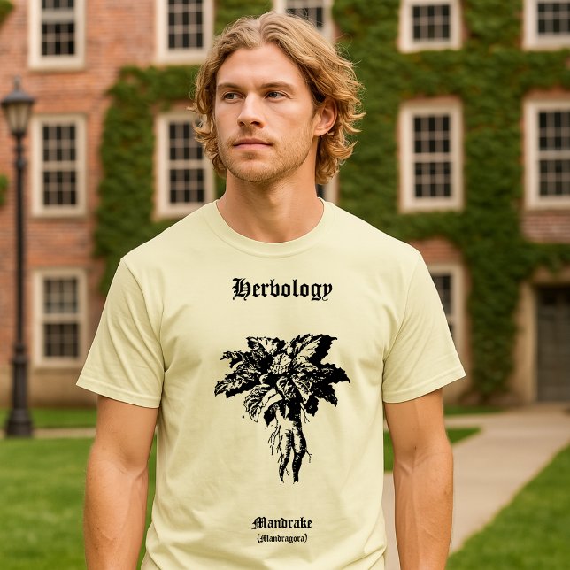 Mandrake Root Vintage Woodcut Botanical Art T-Shirt (Von Creator hochgeladen)