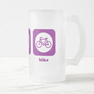 Mangez. Sommeil. Vélo. Tasse