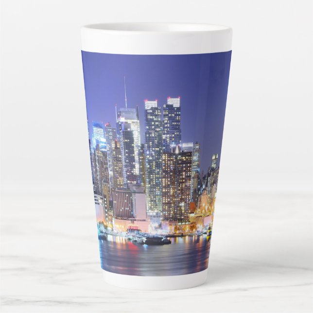 Manhattan in der Nacht Milchtasse (Vorderseite)