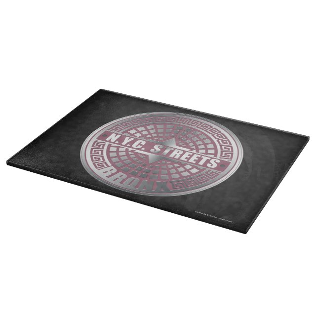 Manhole Covers Bronx Schneidebrett (Ecke)