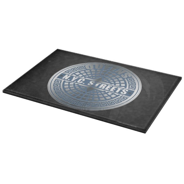 Manhole Covers Queens Schneidebrett (Ecke)