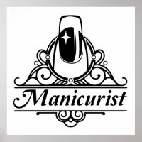 Maniküre am Arbeitsplatz