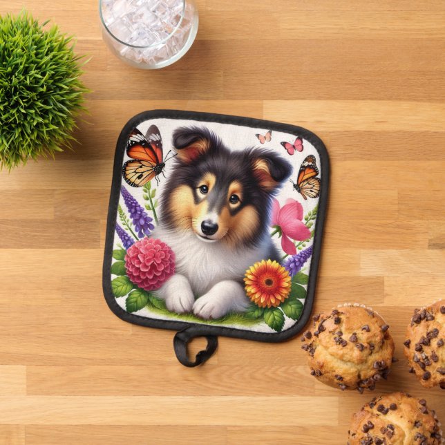 Manique Chien-mouton Shetland avec fleurs et papillons (De haut en bas)