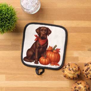 Manique Labrador au chocolat avec Bandana rouge par Citrou