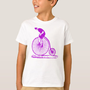 Mann auf einem Penny Farthing - Lila T-Shirt