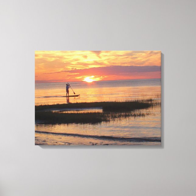 Mann auf Paddle Board am Cape Cod Beach Leinwanddruck (Vorderseite)