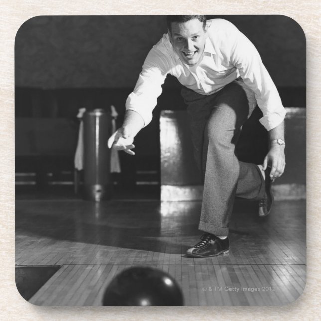 Mann beim Bowling Getränkeuntersetzer (Vorderseite)