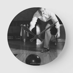 Mann-Bowling Runde Wanduhr