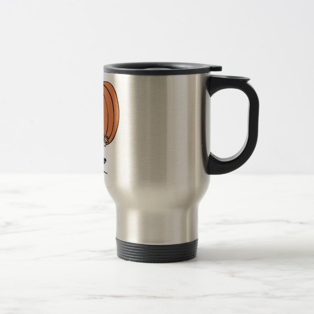 Mann, der eine große Kürbis-Reise-Tasse trägt Reisebecher (Rechts)
