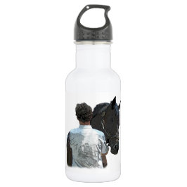 Mann, der eine helle Reitflasche hält Edelstahlflasche