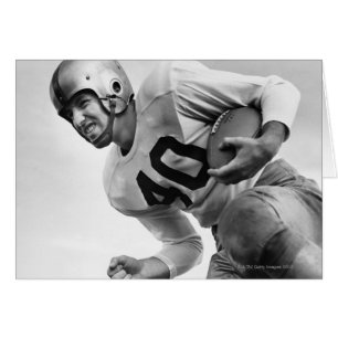 Mann, der Fußball 3 spielt