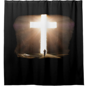 Mann, der zu glühendem Christlichen Kreuz Jesu f Duschvorhang