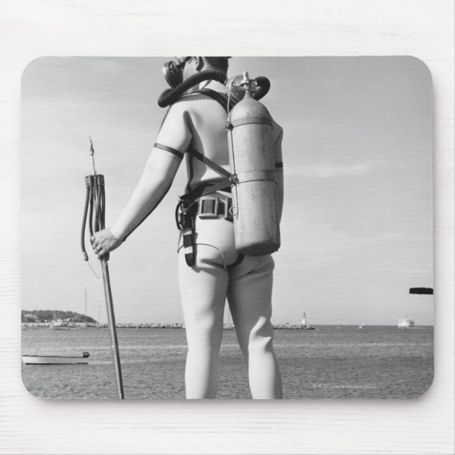 Mann stehend auf Pier Mousepad (Vorne)