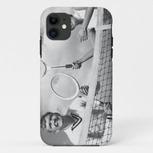 Mann und Frau, die Tennis spielen Case-Mate iPhone Hülle