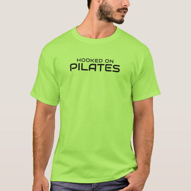 Männer Basic T-Shirt | Verborgen auf Pilates (Vorderseite)