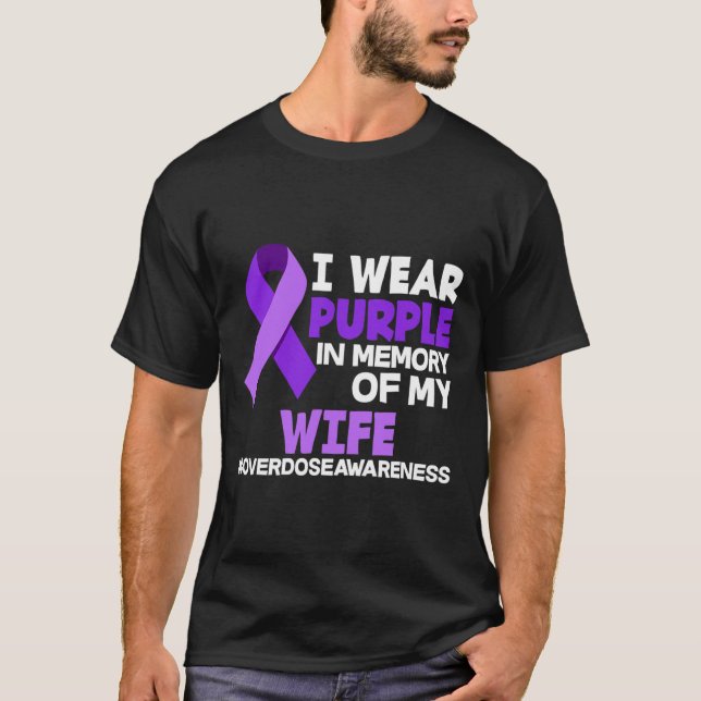 Männer, die ich im Gedächtnis der Überdosierung me T-Shirt (Vorderseite)