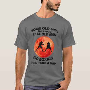 Männer Einige alte Männer nehmen Nickerchen wahre  T-Shirt