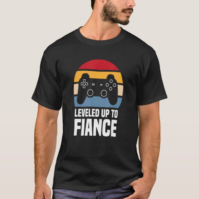 Männer haben für ihn einen neuen Verlobten Co. bis T-Shirt (Vorderseite)