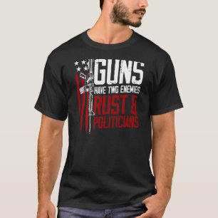 Männer haben zwei Feindseligkeiten und Politiker T-Shirt