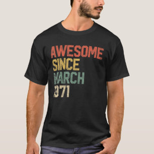 Männer im Alter von 38 Jahren geben der Mythos-Leg T-Shirt
