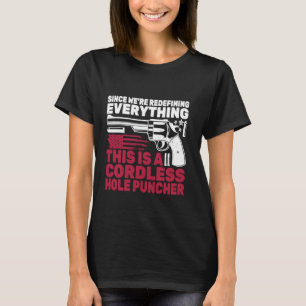 Männer Schnurlose Stollen Puncher seit wir neu def T-Shirt