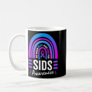 Männer tragen im Oktober Rosa Blau für Sids-Bewuss Kaffeetasse