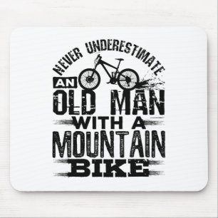 Männer Unterschätzen niemals einen alten Mann mit Mousepad