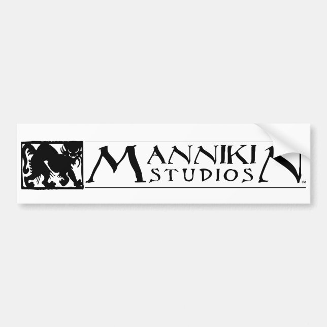 Mannikin Studio-Logostoßdämpfer Autoaufkleber (Vorne)