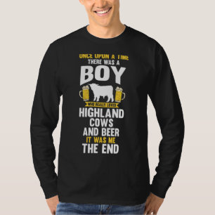 Männliche Bier und Kühe im Hochland T-Shirt