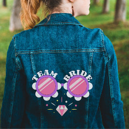 Mannschaftsbriege niedliche Maid-Frauen Jeansjacke