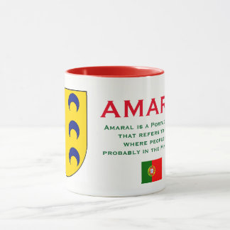 Manteau de famille d'Amaral de tasse de bras