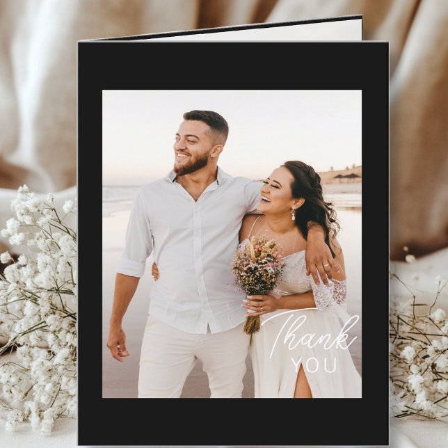 Manuscrit de mariage Merci 3 photos Elegant Noir (Modern, Minimal, Black, Wedding "Thank You" Card, 3 Photos.)