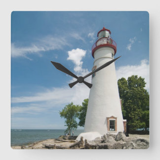 Marblehead Lighthouse im Nordwesten Ohios Quadratische Wanduhr
