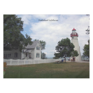 Marblehead Lighthouse & keepershouse nappe