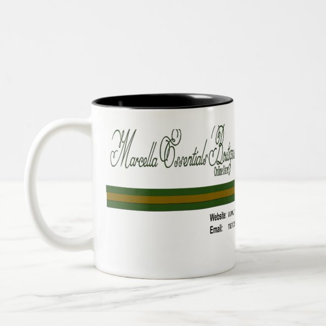 Marcella Essentials Boutique Logo Zweifarbige Tasse (Links)