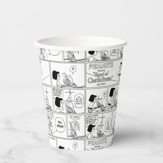 Marcie & Peppermint Patty im Klassenzimmer Pappbecher (Vorderseite)