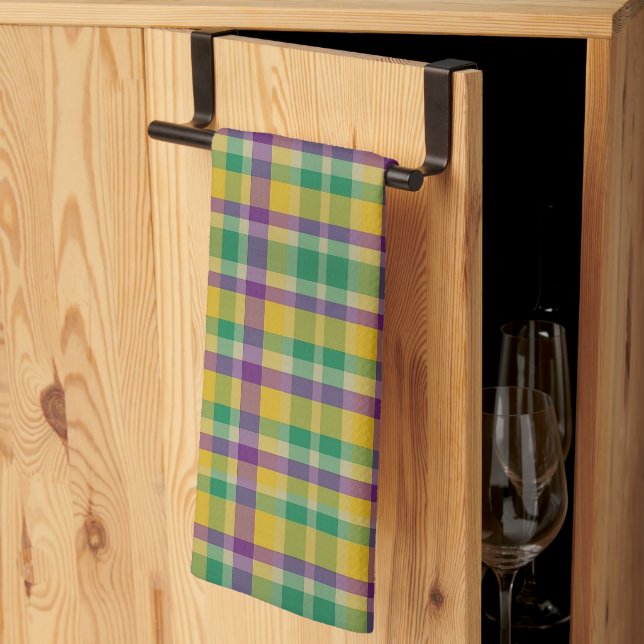 Mardi Gras Gingham gemustert Geschirrtuch (Drittel gefaltet)