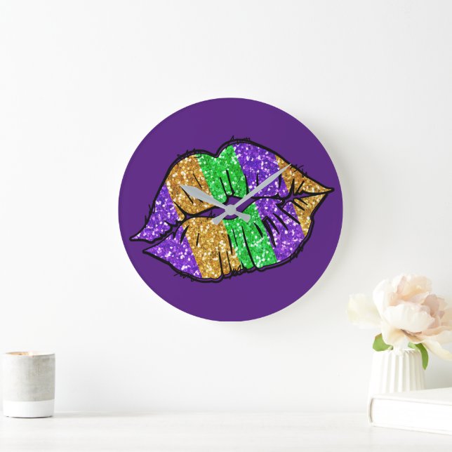 Mardi Gras Kiss Wall Clock Große Wanduhr (Zuhause)
