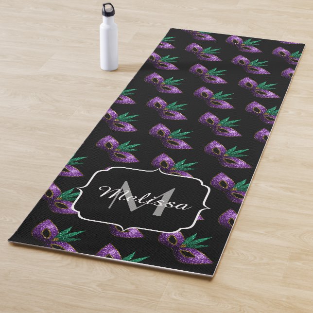 Mardi Gras Mask Lila grüne Glitzern Monogram Yogamatte (Beispiel)