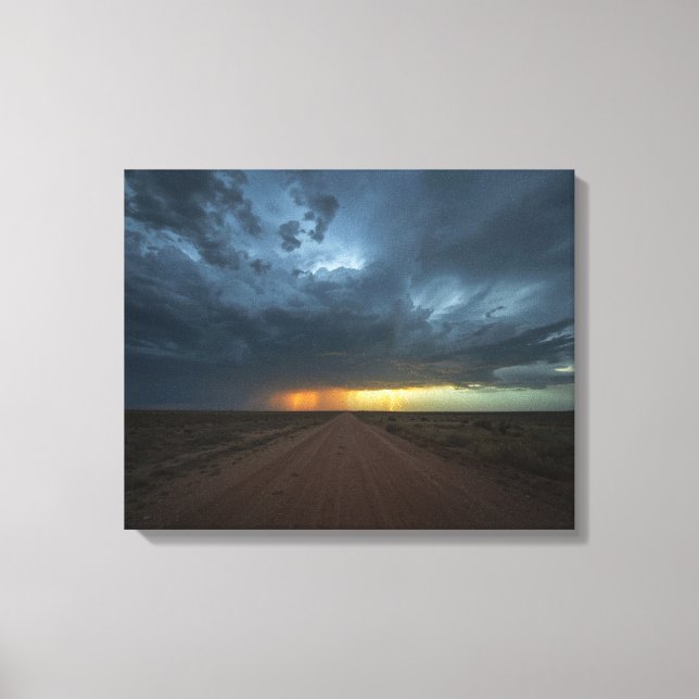 Marfa Storm Poster - Mysterious Texas Desert Art Leinwanddruck (Vorderseite)
