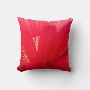 marguerite rouge : coussin rouge presque solide