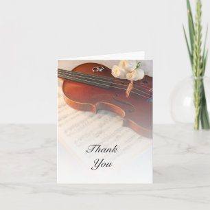 Mariage classique violon et roses blanches Merci 