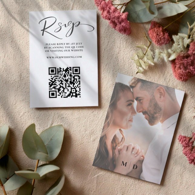 Mariage moderne avec QR Code RSVP noir et blanc (Créateur téléchargé)